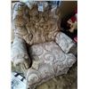 Image 1 : BROWN /CREAM SWIVEL ROCKER