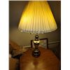 Image 4 : PR TABLE LAMPS 3 WAY SWITCH