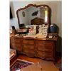 Image 3 : THOMASVILLE 3 PC BEDROOM SUITE