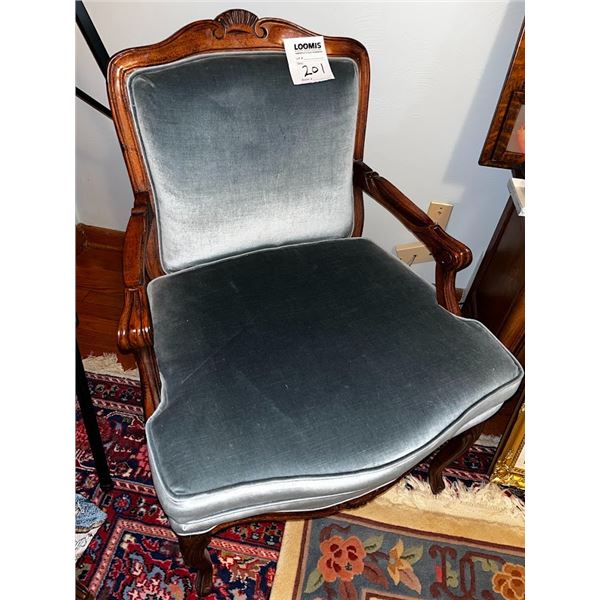 VITAGE BLUE VELVET SIDE CHAIR