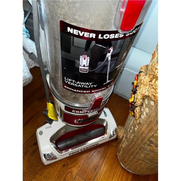 SHARK PROFESSIONAL SWEEPER