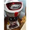 Image 2 : SHARK PROFESSIONAL SWEEPER