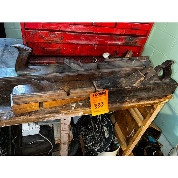 ASSORTMENT OF ANTIQUE BOX PLANES