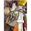 Image 3 : ANTIQUE SHOP VAC WORKS