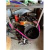 Image 1 : ASS/T TOOLS,CHAINS, CAR JACK