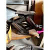 Image 2 : ASS/T TOOLS,CHAINS, CAR JACK