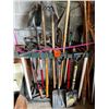 Image 1 : ASS/T GARDEN TOOLS W/STAND