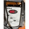 Image 2 : BATTERY CHARGER/ENGINE STARTER