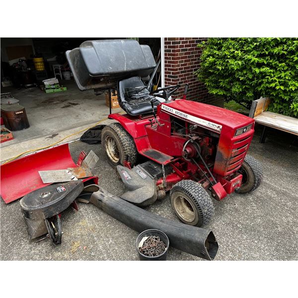 WHEEL HORSE LAWN TRACTOR W/ ATTACHMENTS