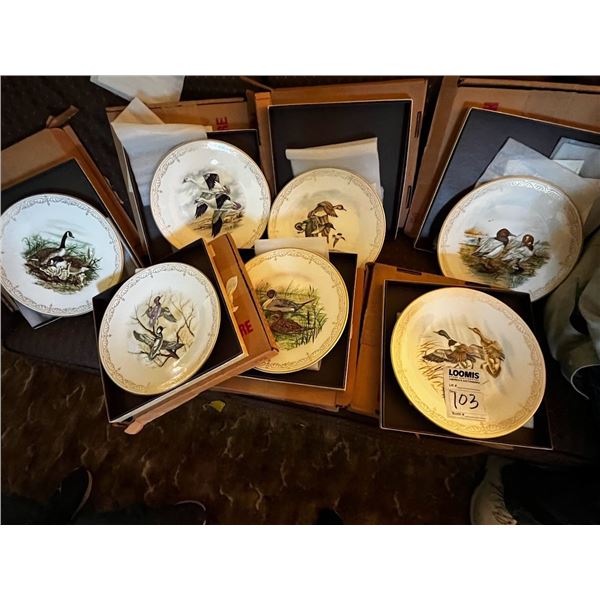 NEW COLLECTORS WATERFOUL PLATES