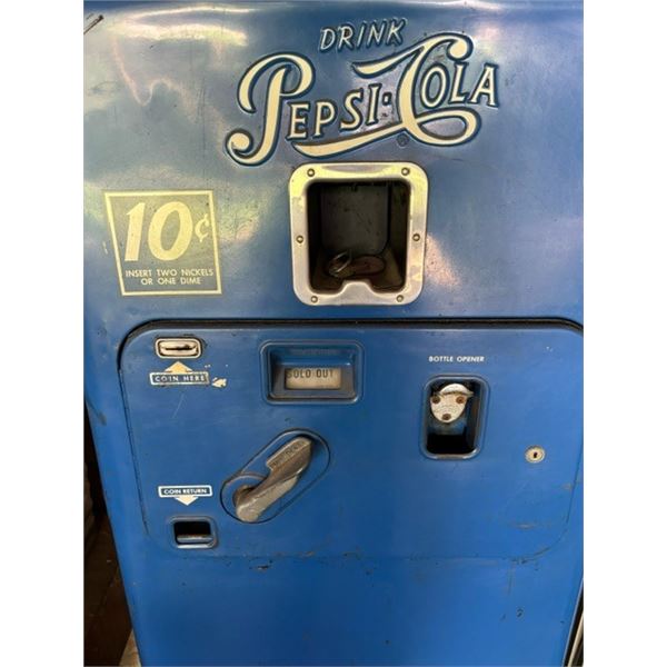 EARLY 10 CENT PEPSI MACHINE
