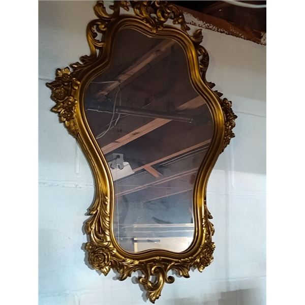 LARGE VINTAGE ORNATE GOLD WALL MIRROR
