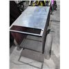 Image 3 : 3 WHEEL SHOP CART W LIFT OFF TOP