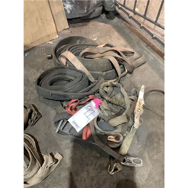 LARGE NYLON STRAP & TIE DOWN LOT