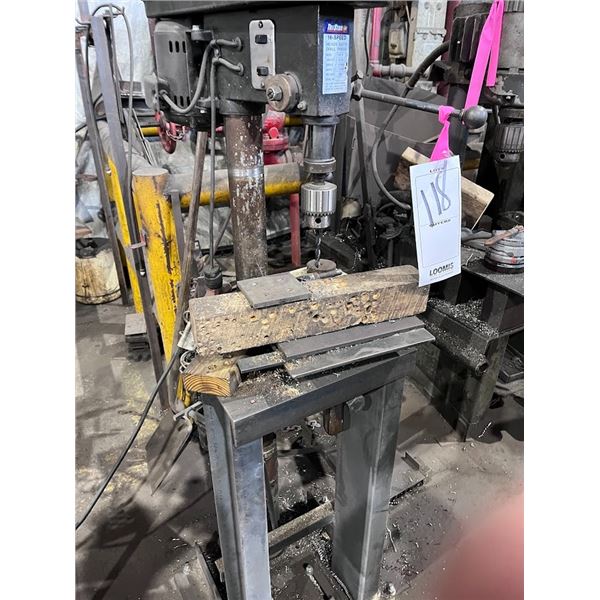 TRISTAR 16 SP FLOOR DRILL PRESS / RUNS
