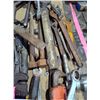 Image 3 : LOT OF HAND TOOLS