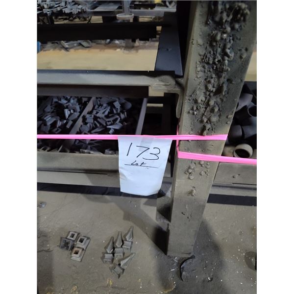 NEW CAST FENCE PARTS / ORNMT / OTHER / APPROX 200 PCS