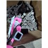Image 3 : NEW STOCK CAST TOPPERS