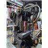 Image 1 : INDUSTRIAL PRESS / NEEDS A MOTOR