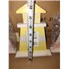 Image 5 : 9" Wood Light House Frame
