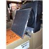Image 1 : Whirlpool Vent Kits