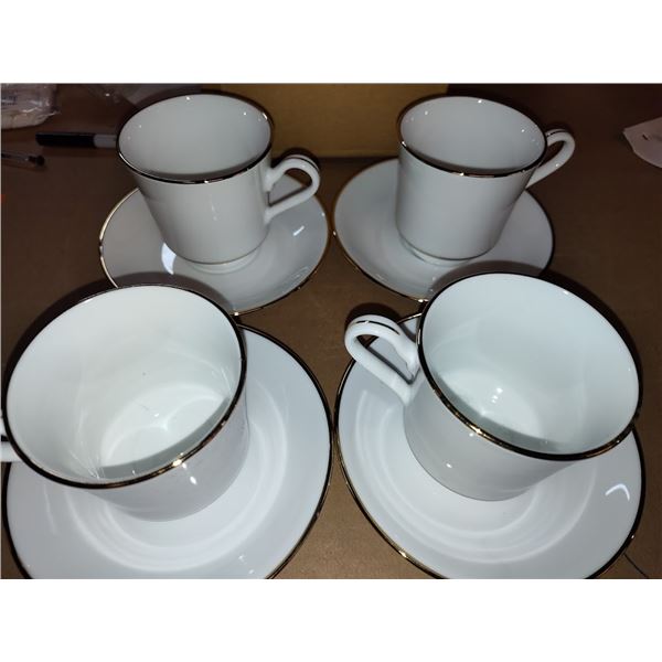 Fine High End Porcelain Cups w Real Gold Trim