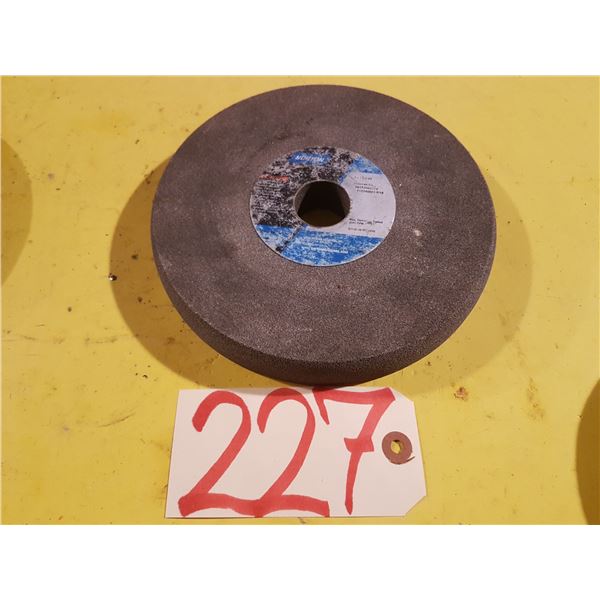 Norton Grinding Wheel 8  x 1  x 1 1/4