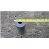 Image 2 : Tube PVC 1 1/4" x 3" x 10"