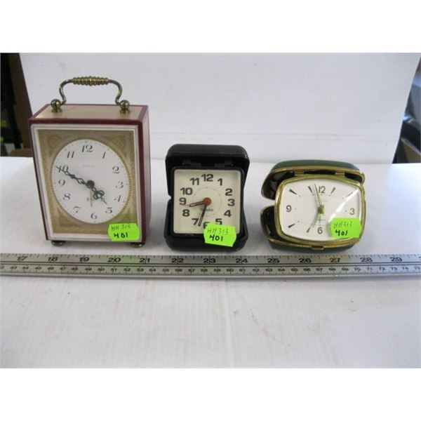 3 SM. CLOCKS