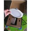 Image 2 : BOX OF 'NEW' LED LIGHT FIXTURES