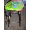 Image 2 : 2 - PAINTED BAR STOOLS