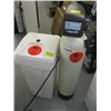 Image 1 : PETAWA WATER TREATMENT SOFTENER W/TANK