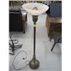 Image 1 : ANTIQUE FLOOR LAMP