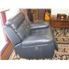 Image 3 : LG. LEATHER POWERED RECLINER, NO POWER SUPPLY