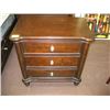 Image 1 : 3-DRAWER NIGHT STAND