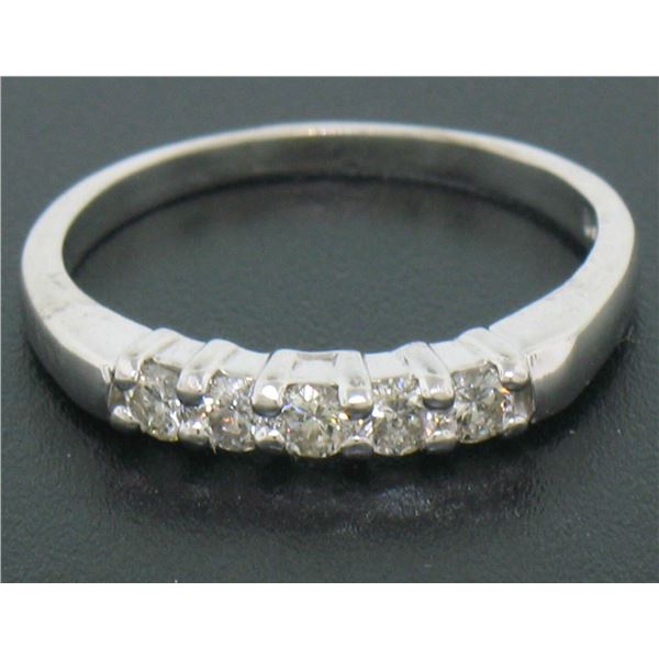 NEW Classic 14k White Gold 0.35 ctw Round Diamond Shared Prong Wedding Band Ring