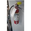 Image 1 : FIRE EXTINGUISHER