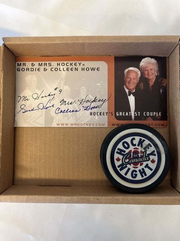 Colleen Howe SIGNED GORDIE AND COLLEEN HOWE W/ HOCKEY NIGHT IN CANADA PUCK ...