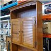 Image 2 : VILAS MAPLE 2PC CABINET 32IN WIDE