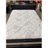 Image 2 : QUEENSIZE KING COIL WORLD LUXURY MATTRESS AND BOXSPRING