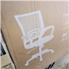 Image 2 : AS NEW NAZ DYNAMO GAMING CHAIR - RETAIL $139