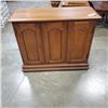 Image 1 : 3FT MAPLE CABINET