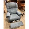 Image 3 : BLUE RECLINER CHAIR