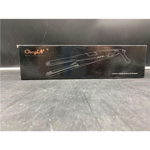 240V Hair Straightener