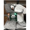 Image 1 : Roots Home 3 Piece Reversible Sherpa Comforter Set