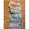 Image 1 : ESTATE ITEM - Lot of Vintage Canadian Bills ( Face Value $22.00)