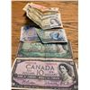 Image 2 : ESTATE ITEM - Lot of Vintage Canadian Bills ( Face Value $22.00)