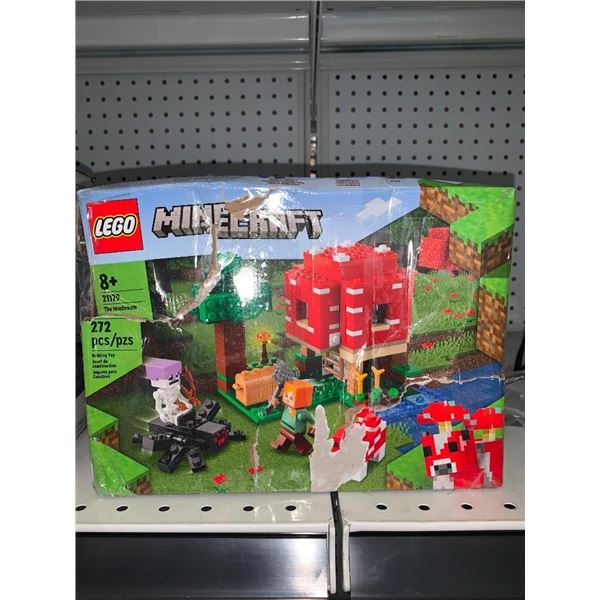 LEGO minecraft 272 pieces