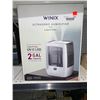 Image 1 : Winix ultra sonic humidifier with light cel