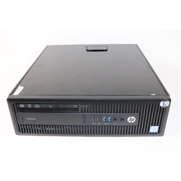 HP i5 DESKTOP COMPUTER STORE RETURN